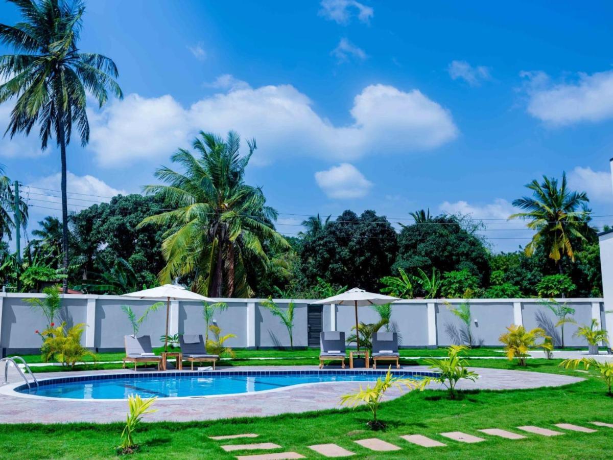 Homeland Bro Dar es Salaam Exterior photo