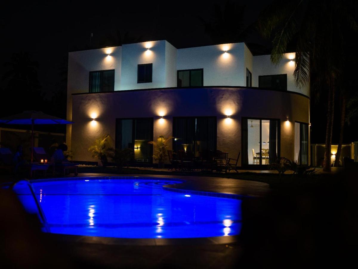 Homeland Bro Dar es Salaam Exterior photo
