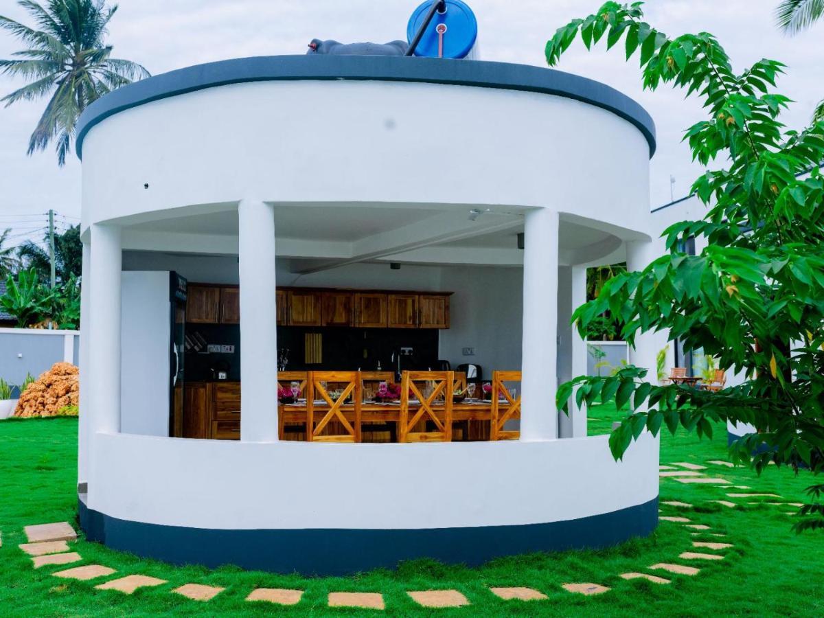 Homeland Bro Dar es Salaam Exterior photo